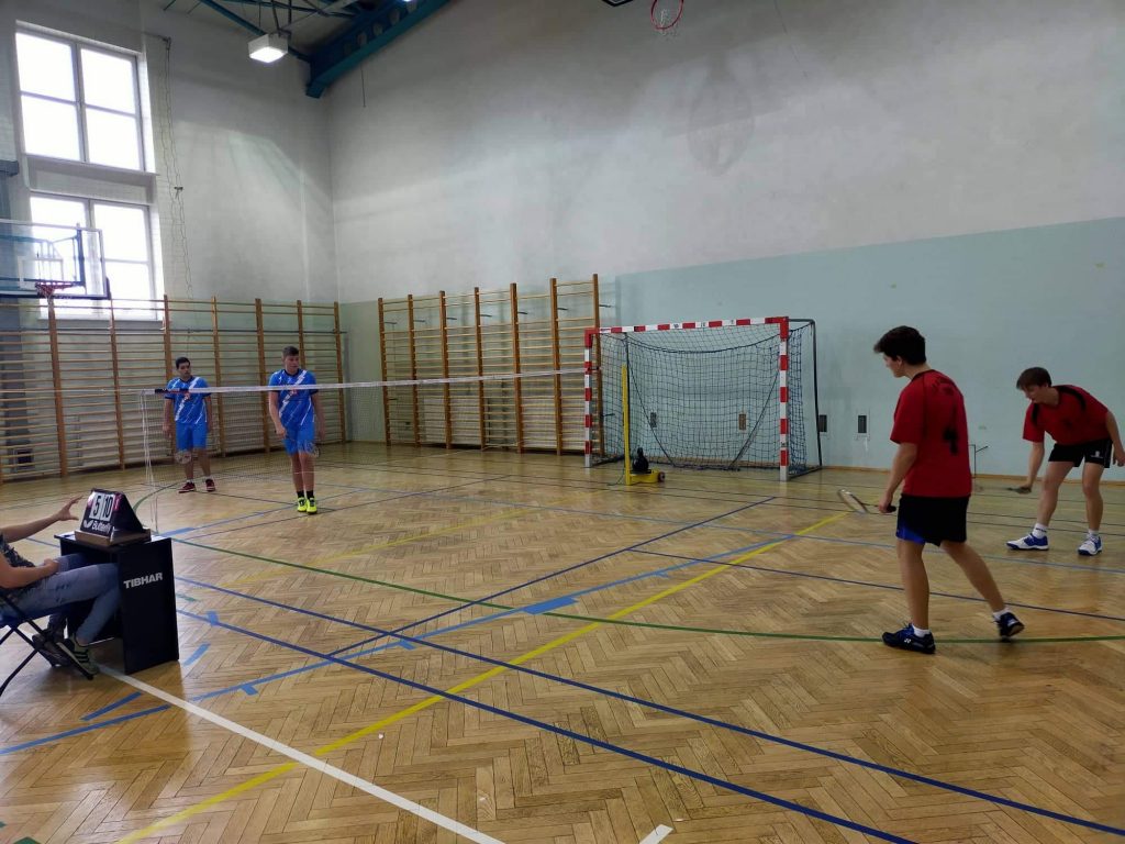 Zawody badminton